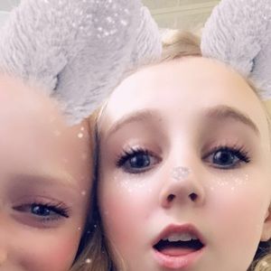 Meet your Posher, Natalia